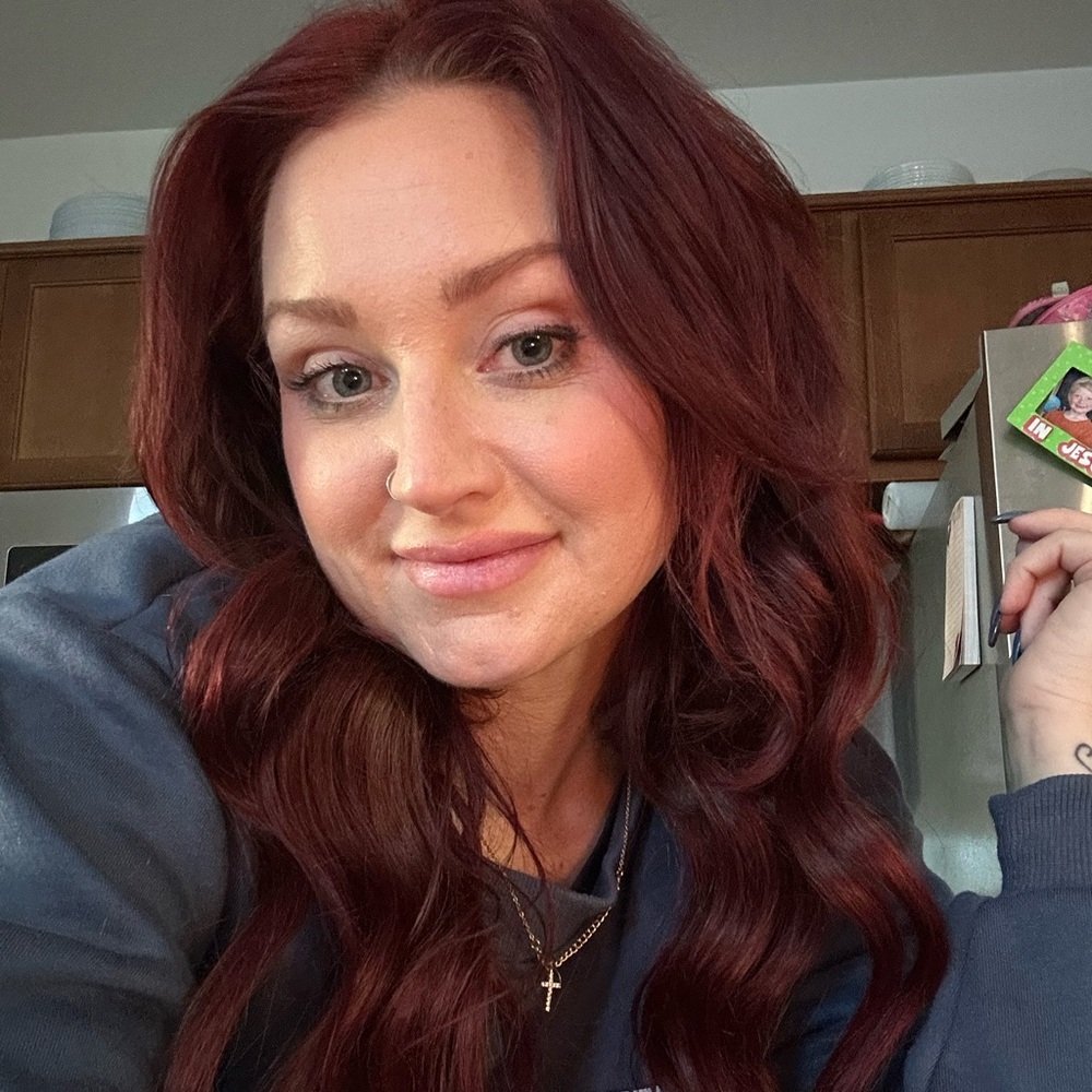 Meet your Posher, Candace